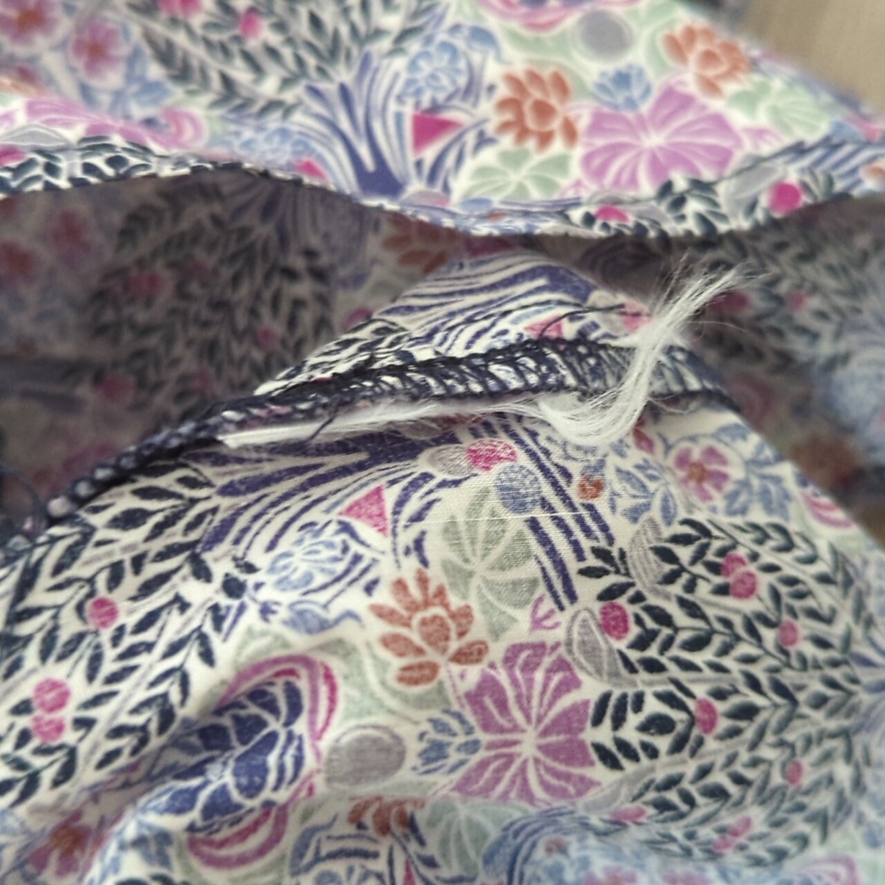 Women's J.Crew X Liberty Smocked Club Nouveau Floral Crop Top Size Medium EUC! - Picture 4 of 6